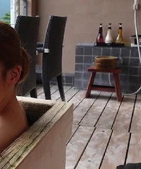 【 れいちゃん１８歳 AV堕ちの有名読モ美女と１泊２日の露出キ〆セク・公開孕ませ中出しコ作り温泉旅行?【孕SHOW!!】】の一覧画像