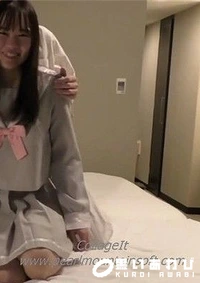 【FC2PPV 4542681 おじさんと会って優しくされた勢いでエッチまでしちゃった卒業すぐのさくらちゃん+FC2PPV 4542494 普通じゃダメ、、、おじさんの刺激的なえっちにハマりかけのさくらちゃん！今回はおもちゃでドS責め！最後はしっかりとお掃除フェラまで 【ガールズルール】】の一覧画像